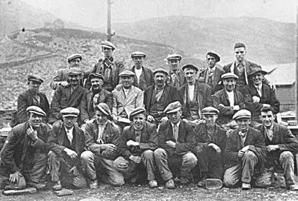Photograph: Llechwedd, Blaenau Ffestiniog, quarrymen.